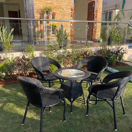 Mannat Villa With Swimming Pool And Garden 로나발라 외부 사진