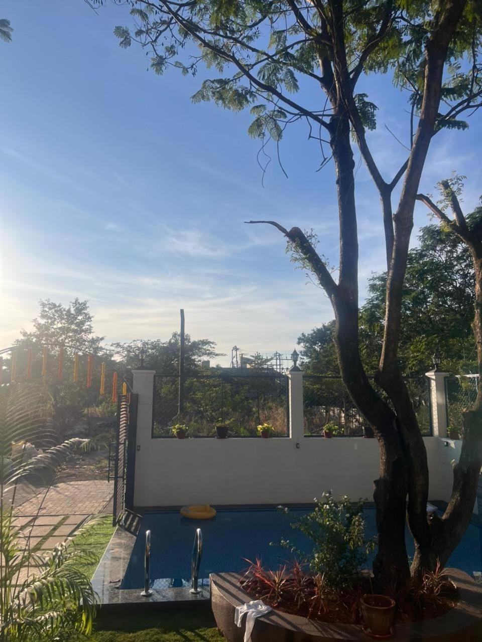 Mannat Villa With Swimming Pool And Garden 로나발라 외부 사진